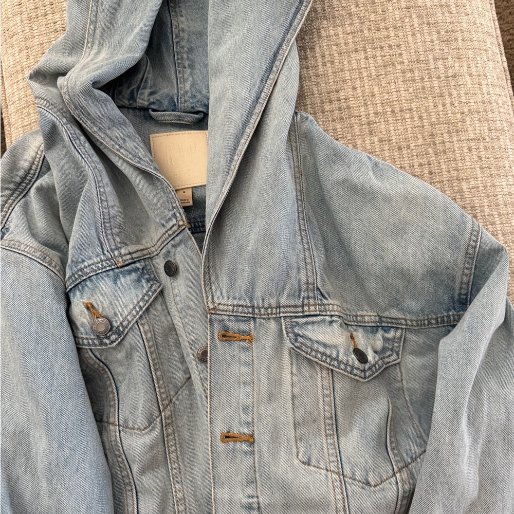 Beis Gap Light Wash Denim Jacket - Hooded, NWT, Size M